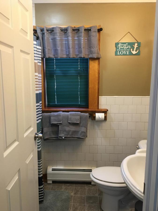 Just Like Being At Home- Newly Renovated Unit North Troy 外观 照片