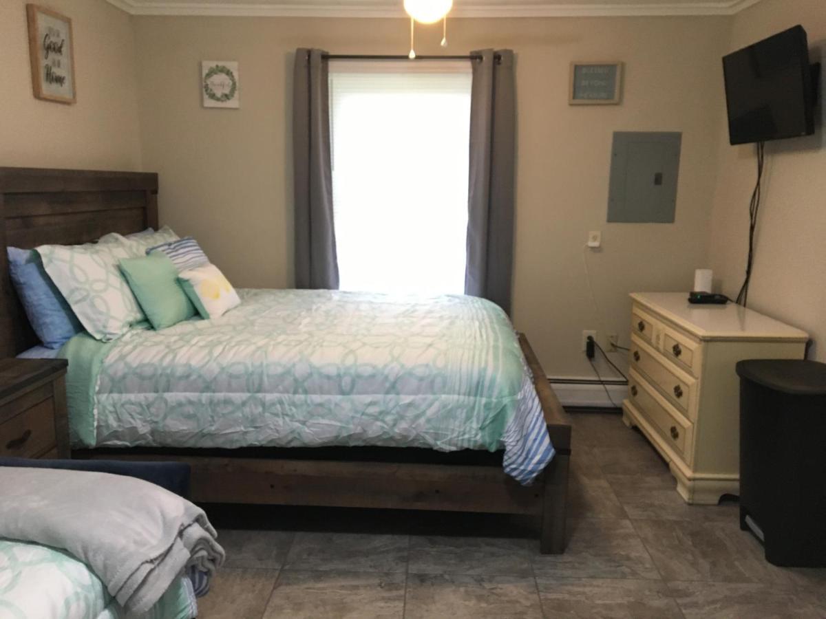 Just Like Being At Home- Newly Renovated Unit North Troy 外观 照片