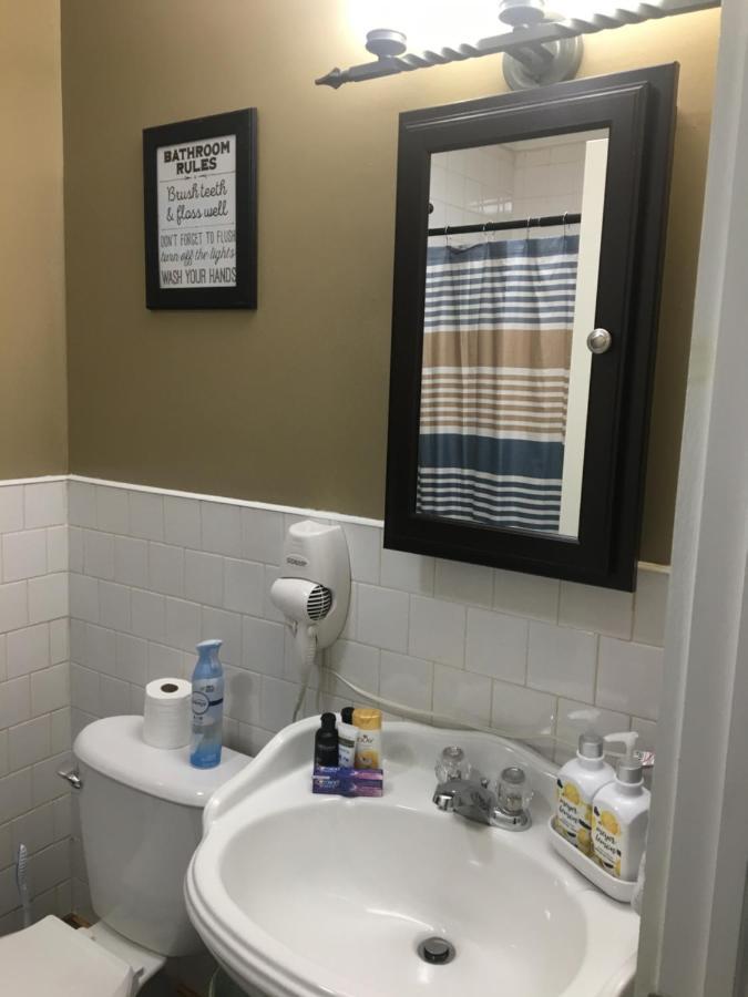 Just Like Being At Home- Newly Renovated Unit North Troy 外观 照片