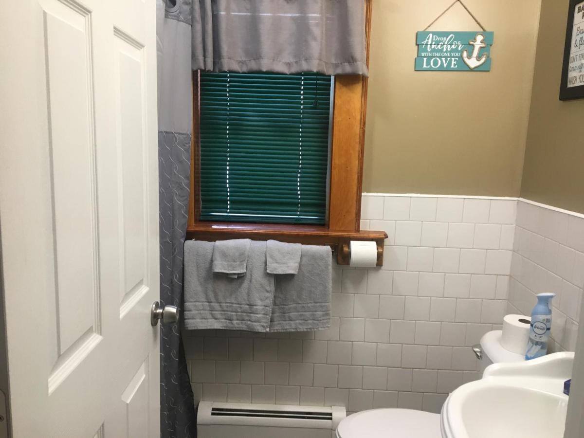 Just Like Being At Home- Newly Renovated Unit North Troy 外观 照片